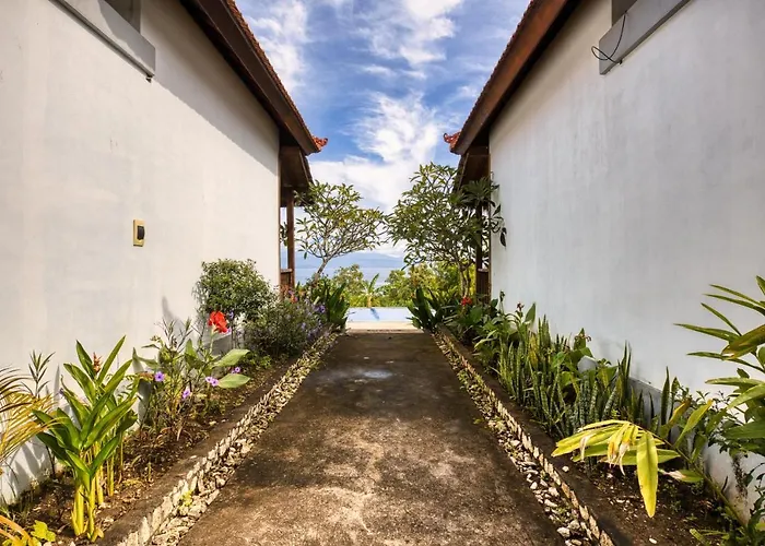 Tunjung Hill Gasthof 3*